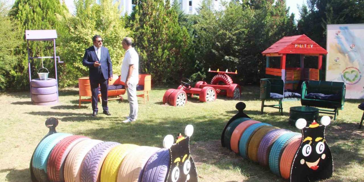 Hipodromda Çocuklar İçin ’geri Dönüşüm Parkı’ Kuruldu