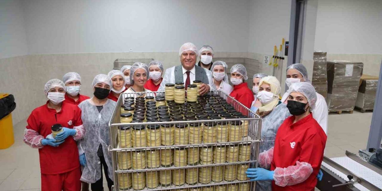 Efeler’in Ürünleri Avrupa Ve Amerika Yolcusu