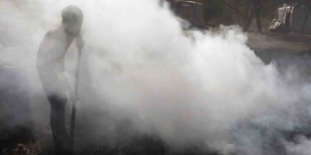 Zor Şartlar Altında Mangal Kömürü Üretiyorlar: Tonu 14 Bin Lira