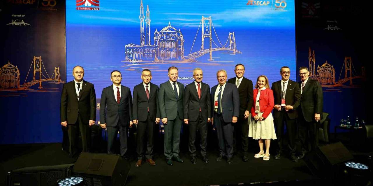 “Türkiye’deki Otoyollar Avrupa’nın Üzerinde Teknolojiye Sahip”