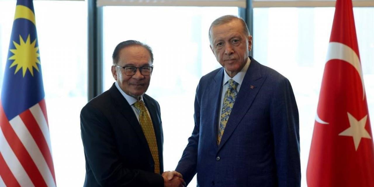 Cumhurbaşkanı Erdoğan’dan Malezya Başbakanı İbrahim’e: “Sabiha Gökçen Havalimanı’ndaki Operasyonları Genişletelim”