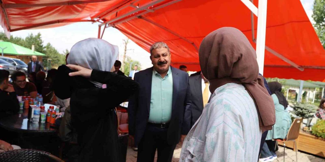 Sunar: Erzurum Teknofest Kuşağı Gururumuz