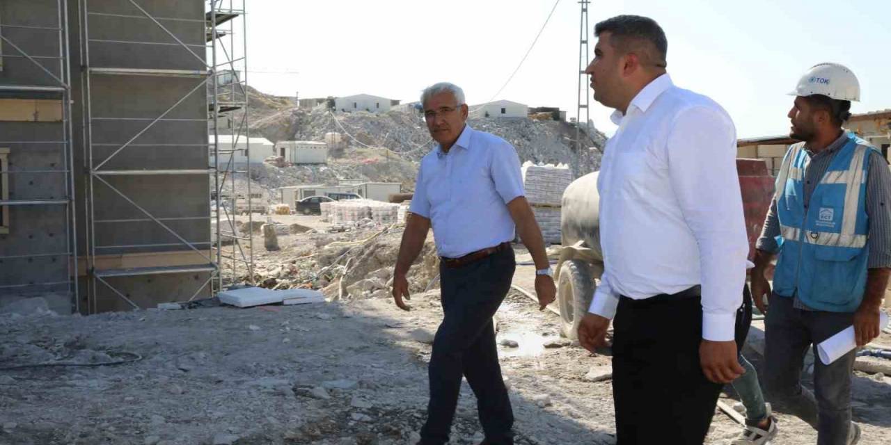Başkan Güder: “Deprem Konutları Kısa Süre İçerisinde Teslim Edilecek”