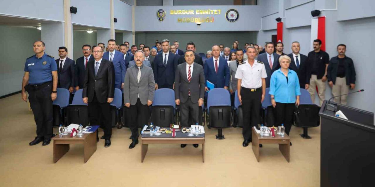 Vali Öksüz; “Etkin Bir Güvenlik Hizmeti Sunabilmek İçin Elimizden Geleni Yapacağız”