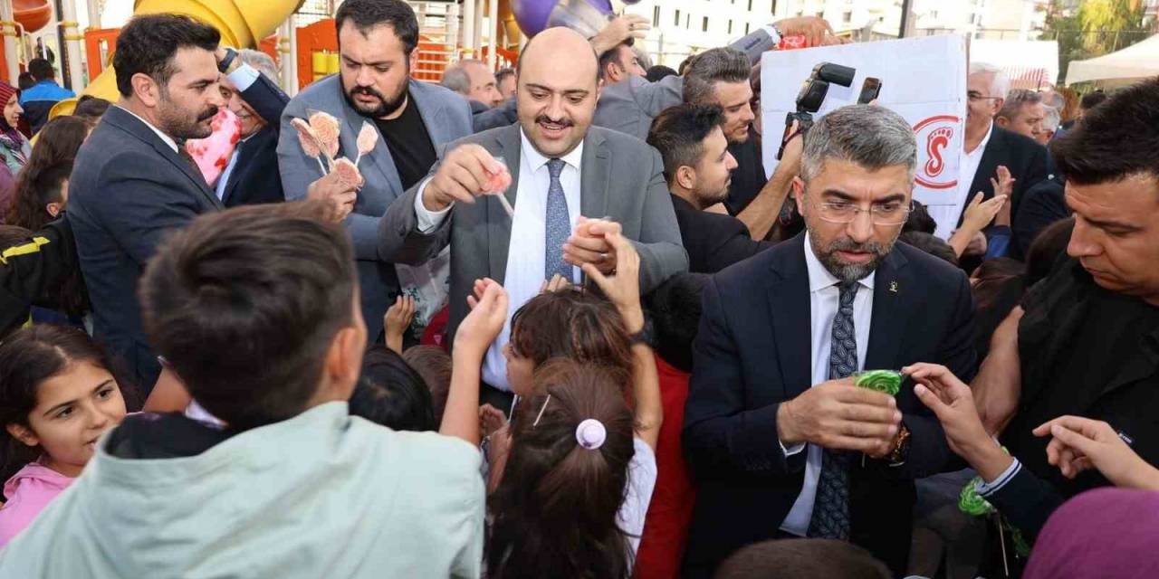 Cahit Özaslan Parkı Açıldı