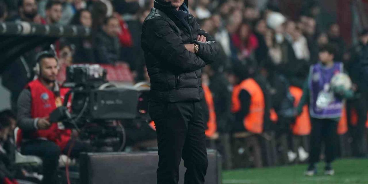 Vincenzo Montella, Millilerin 21. Yabancı Teknik Direktörü Oldu