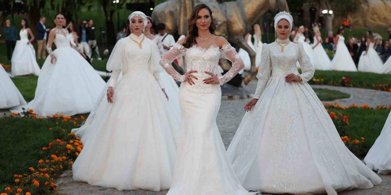 "Gönül Dağı Defilesi" 42 Modelle Gerçekleşti