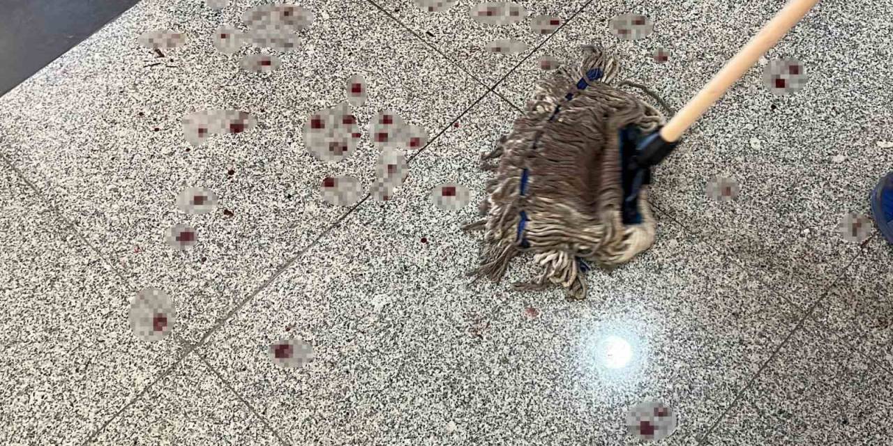 Bıçaklı Saldırıya Uğrayan Dekan Yardımcısı: “Şahsı Kontrol Altına Alana Kadar Defalarca Bıçağı Bana Saplamaya Çalıştı”