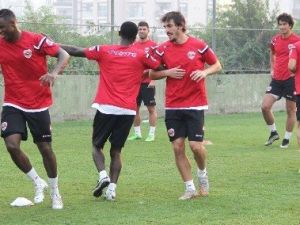 Akgül: "Teknik Ekip Ve Futbolculara Güveniyoruz"
