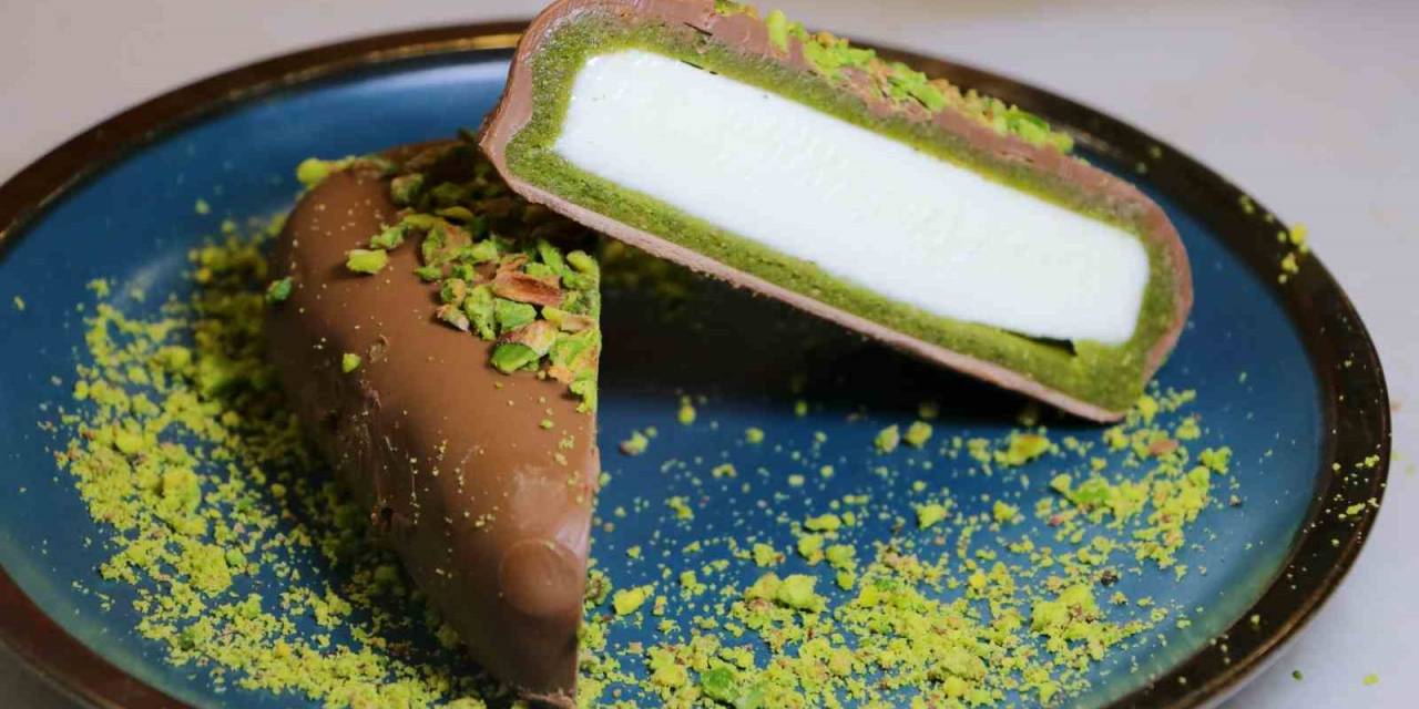 Bu Dondurma Adana Sıcağında Yok Satıyor