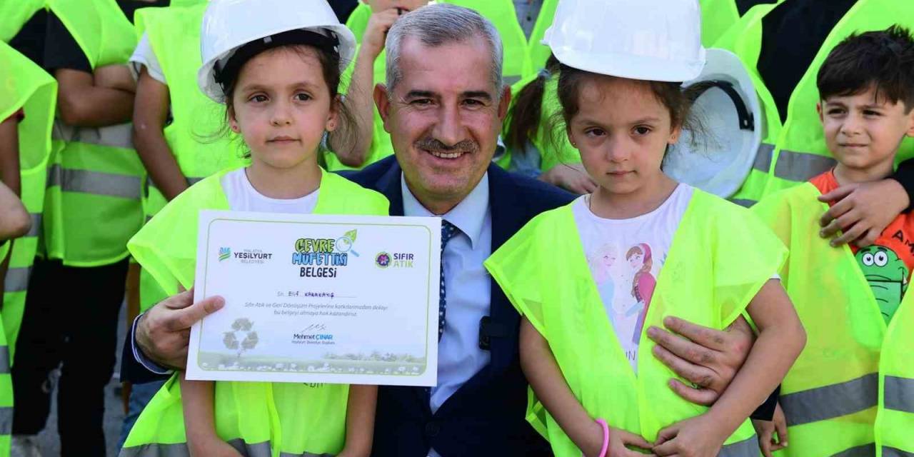 Çevre Müfettişi Öğrenciler Görev Başında