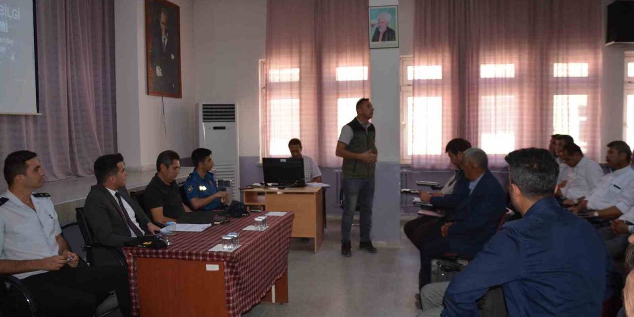 Kaymakam Okumuş Muhtarları Dinledi