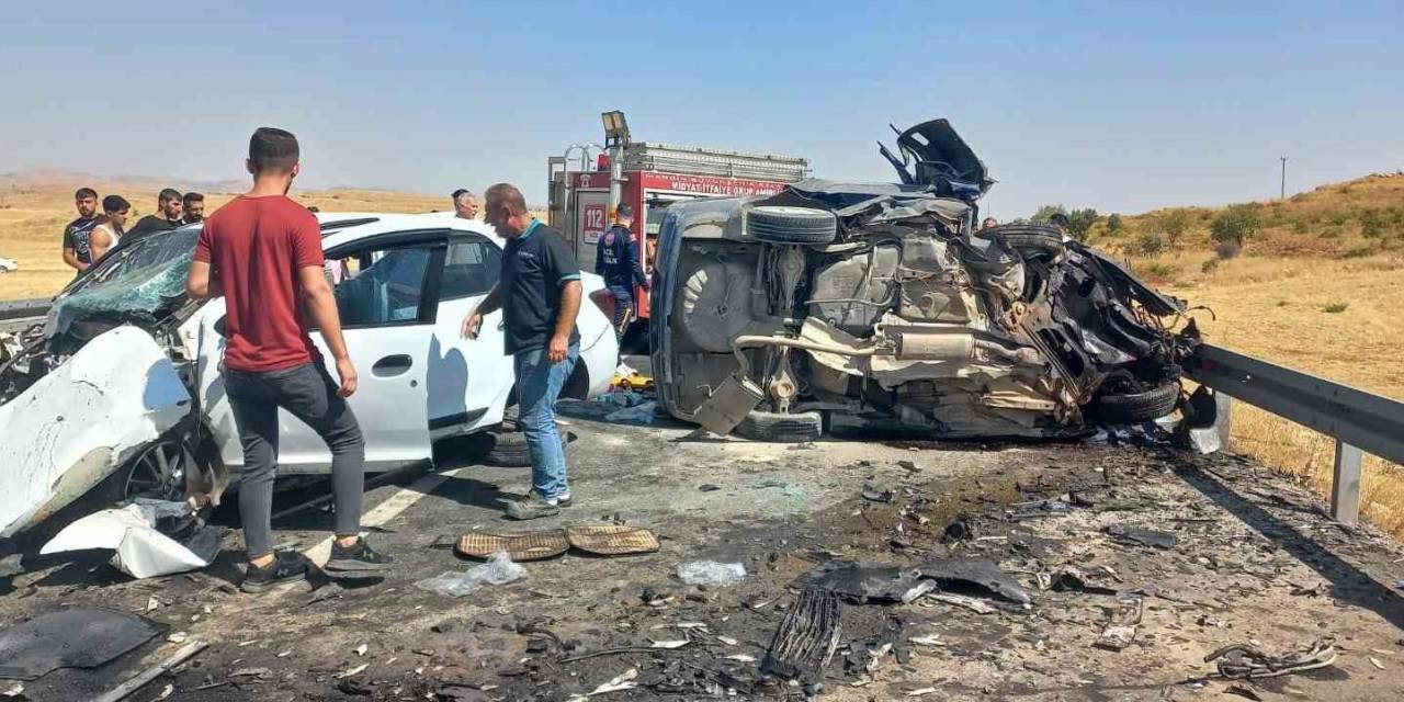 Midyat’ta Trafik Kazası: 3 Yaralı