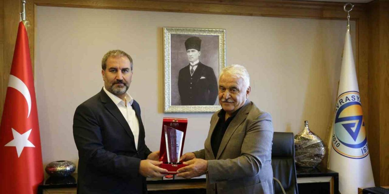 Ak Parti Genel Başkan Yardımcısı Mustafa Şen, Avrasya Üniversitesi’ni Ziyaret Etti