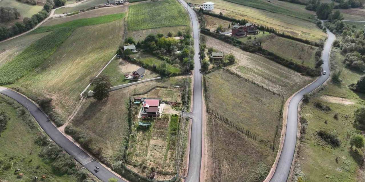 Derince’nin Köylerinde Üstyapı Çalışmaları Yapılıyor