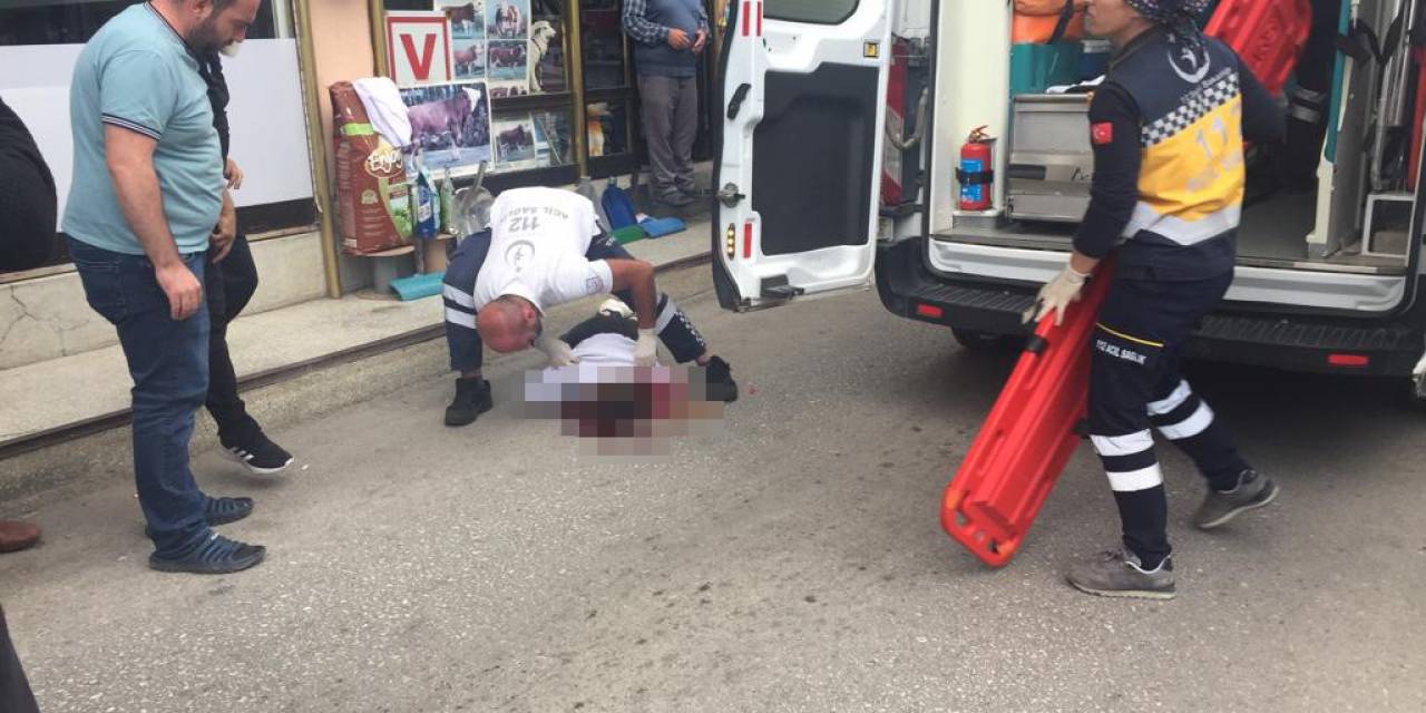 3’üncü Katın Balkonundan Düşen Genç Kız Ağır Yaralandı
