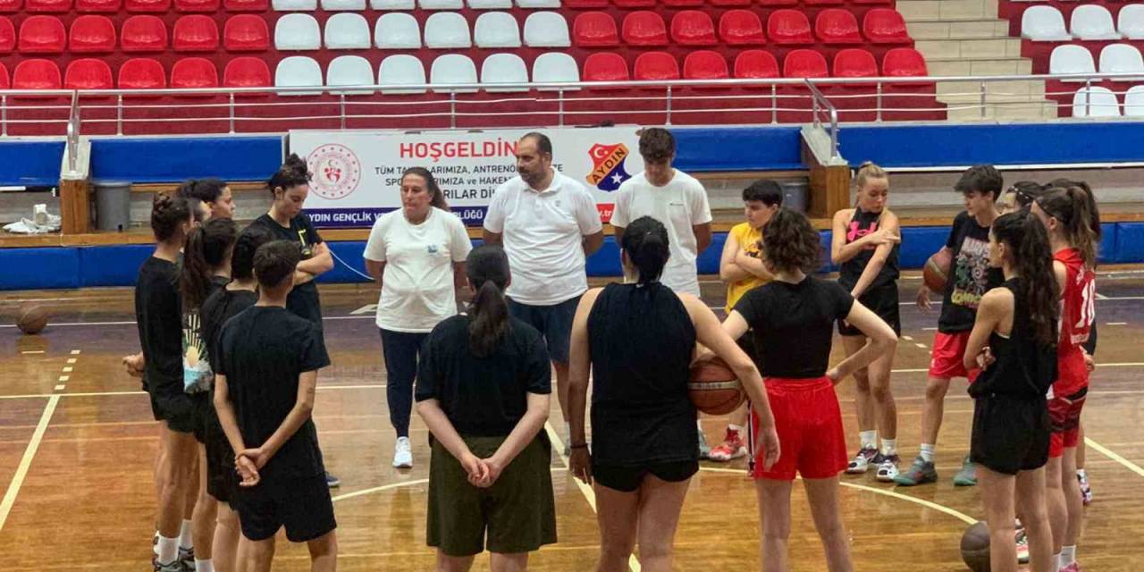 Aydın Gsim Spor Kulübü Kadın Basketbol Takımı Antrenmanlarına Başladı