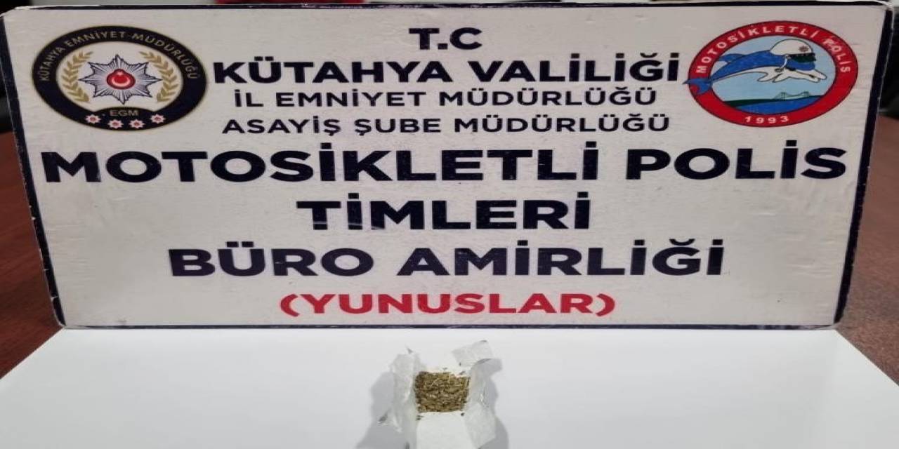Kütahya’da Ehliyetsiz Sürücü Uyuşturucuyla Yakalandı