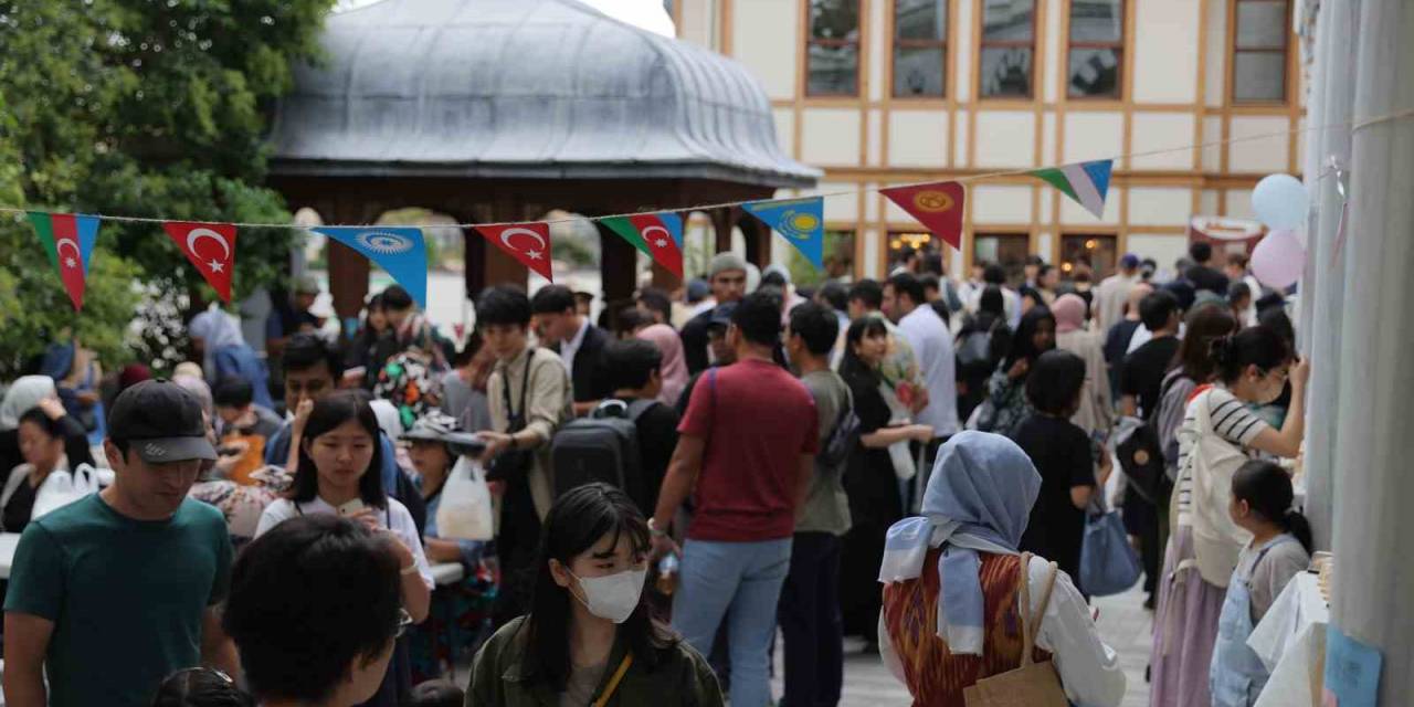 Japonya’da Türk Devletleri Yemek Ve Kültür Festivaline Yoğun İlgi