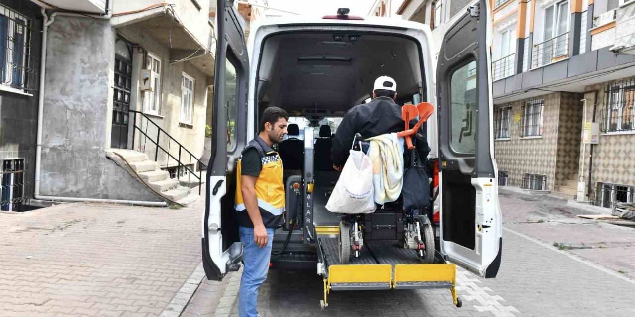 Esenyurt Belediyesinden Hasta Ve Engelli Vatandaşlara Ulaşım Hizmeti