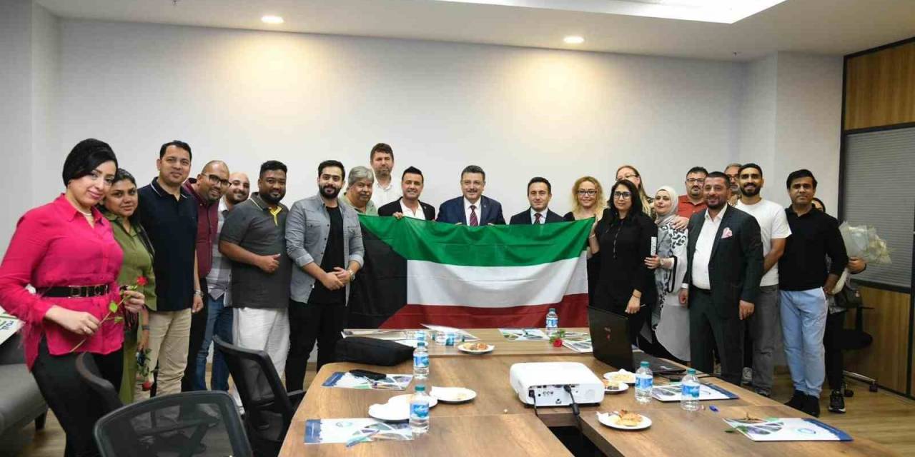 Başkan Genç, Kuveytli Turizmcilerle Görüştü