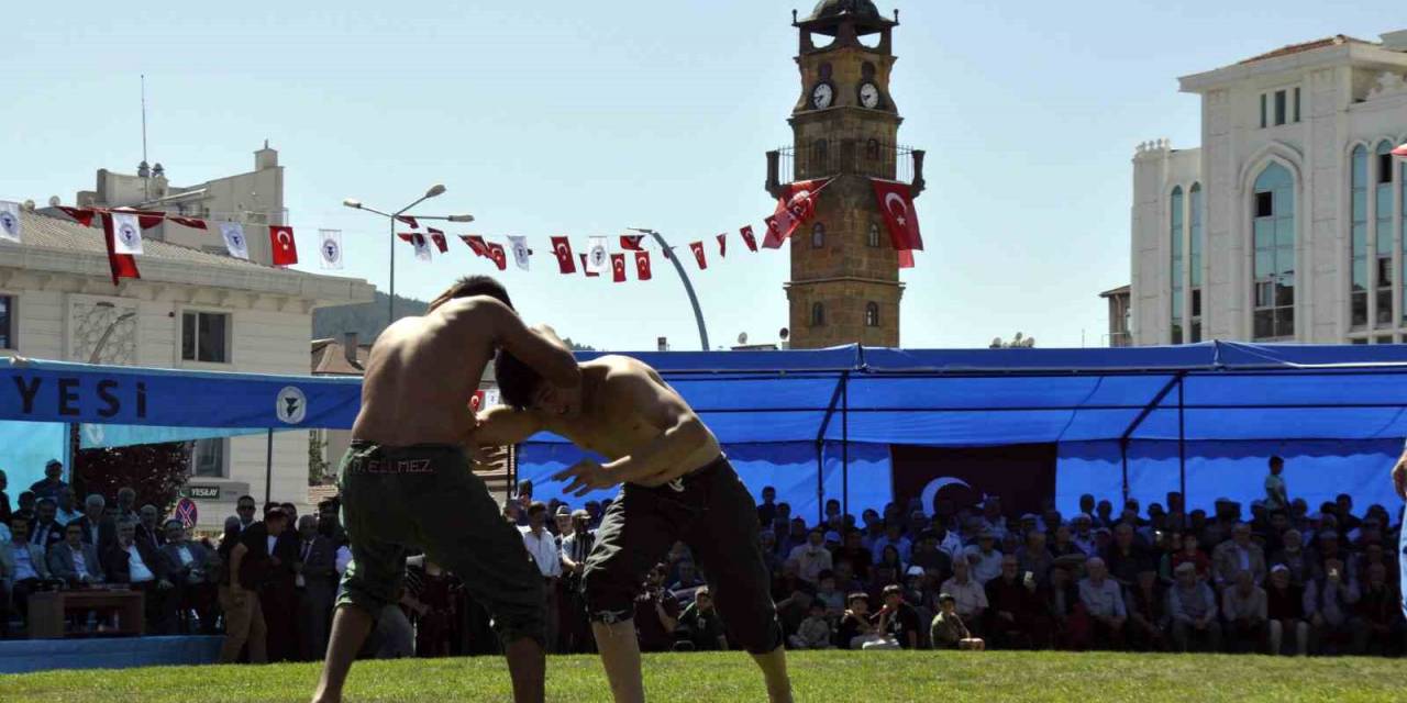 Yozgat’ta Yağlı Güreş Müsabakaları Başladı