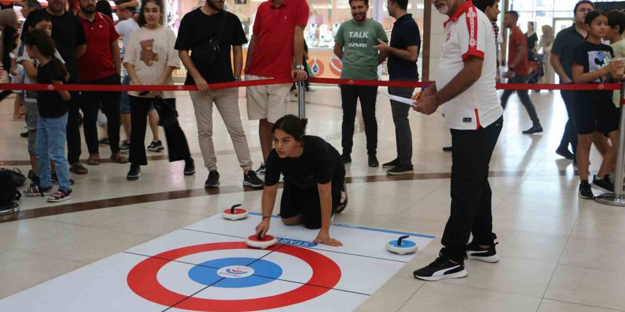 Ceylan Karavil Park’ta Floor Corling Turnuvası
