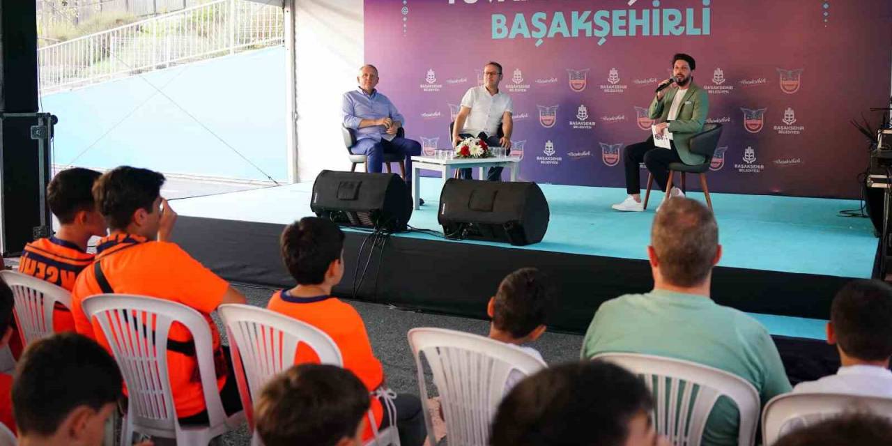 Göksel Gümüşdağ İle Yasin Kartoğlu, Başakşehirli Taraftarlarla Bir Araya Geldi