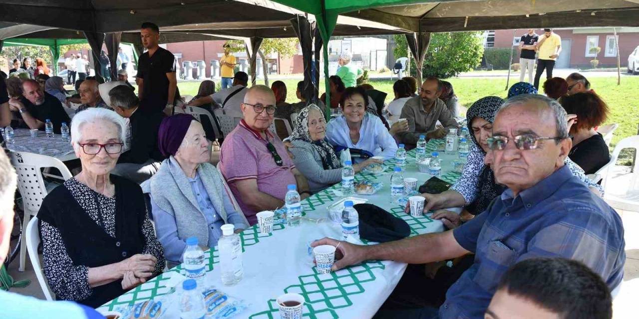 Hem Aileleri İle Bir Araya Geldiler Hem De Doyasıya Eğlendiler