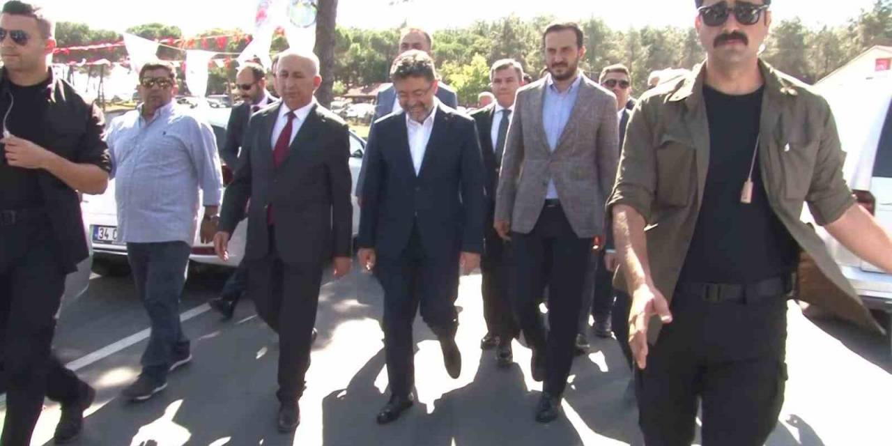 Bakan Yumaklı Beykoz’da ‘Büyük Kastamonu Festivali’ne Katıldı