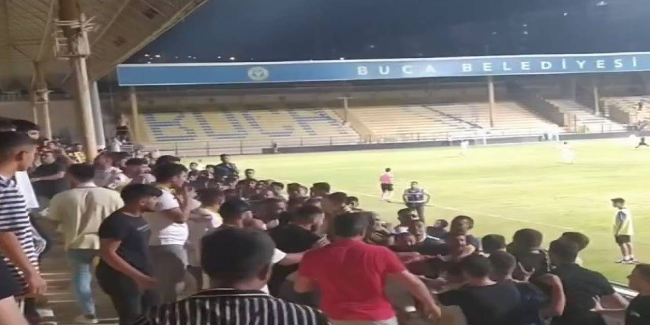 Bucaspor 1928 Taraftarları Birbirine Girdi