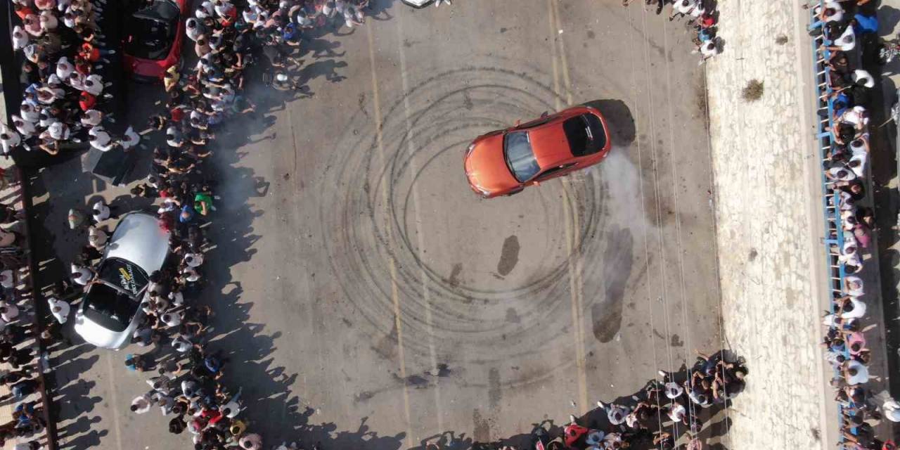 Hatay’da Drift Şov Renkli Görüntülere Sahne Oldu