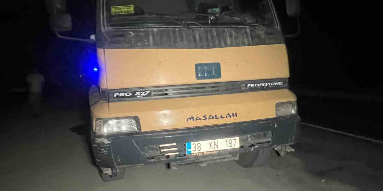 Nevşehir’de Otomobil İle Kamyon Çarpıştı: 1 Ölü, 2 Yaralı