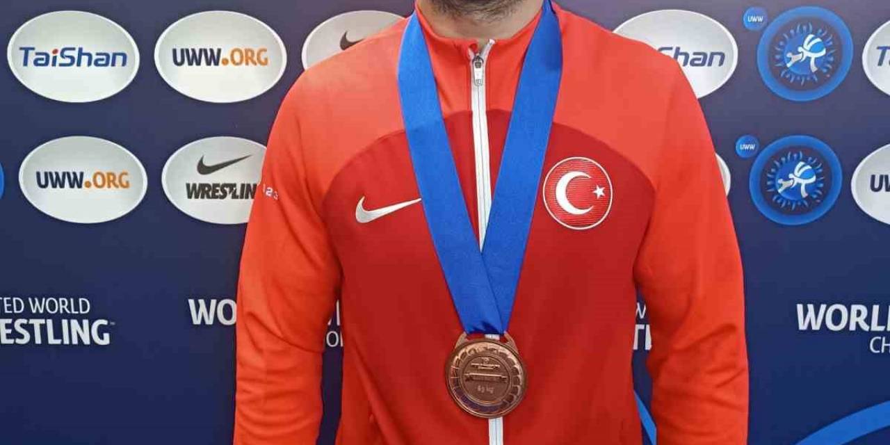 Enes Başar, Bronz Madalya Kazandı