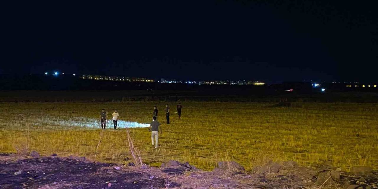 Tarlada İntihar Teşebbüsünde Bulunan Kişi Ağzından Yaralandı