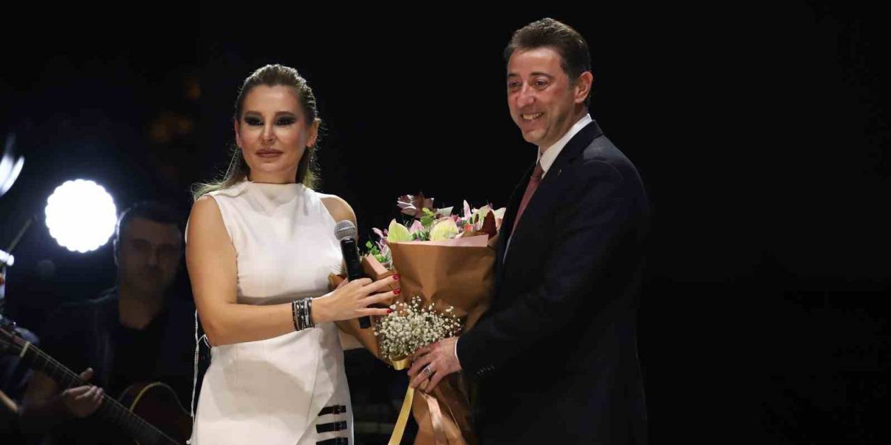 Kuş Cenneti Festivali, Funda Arar Konseri İle Sona Erdi