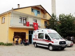 Bolu’da Şehit Polis Memurunun Evine Ateş Düştü