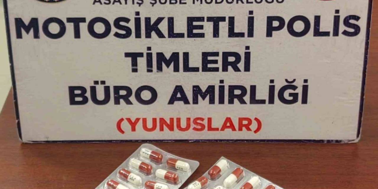 Kütahya’da Bir Araçta Uyuşturucu Hap Ele Geçirildi