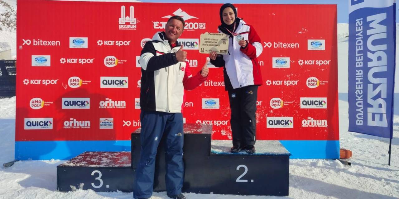 Gedizli Kayak Sporcusu Yıldız Akbulut, Milli Takıma Çağrıldı