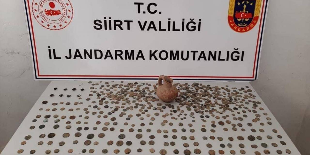 Siirt’te Tarihi Eser Değeri Taşıyan 940 Adet Obje Ele Geçirildi