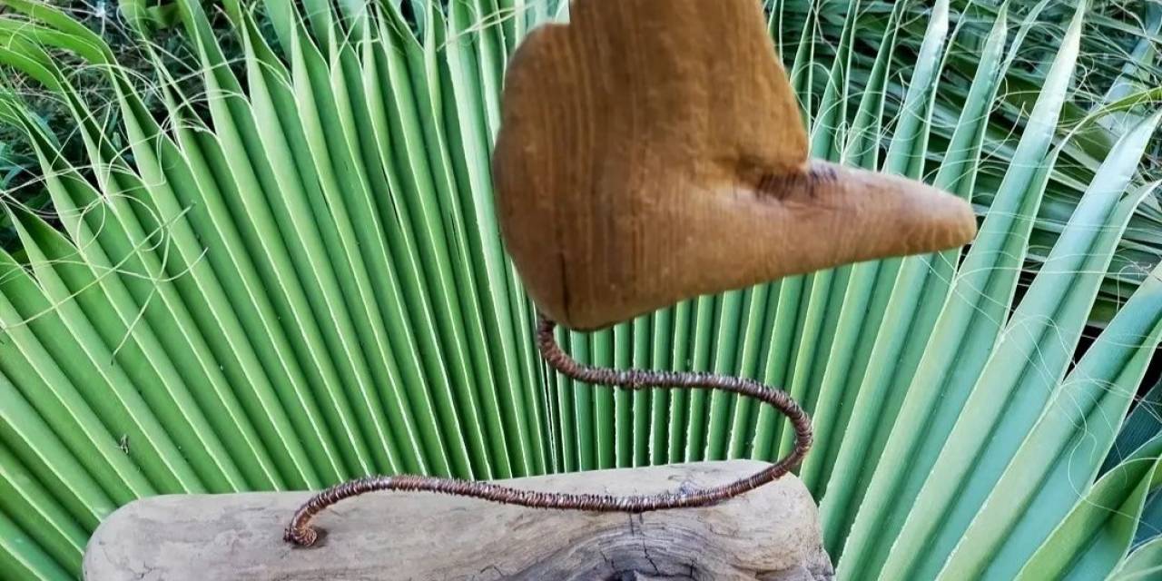 Mardin’de Ahşap Ustası İçindeki Zanaat Ruhunu Dalgaların Getirdiği Ağaçlarla Ortaya Çıkardı