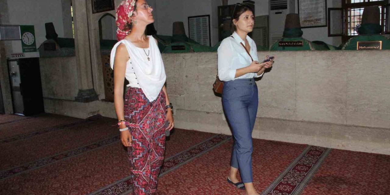 İspanya’dan Kudüs’e Yürüyen Carlota Salazar Karaman’da Mola Verdi