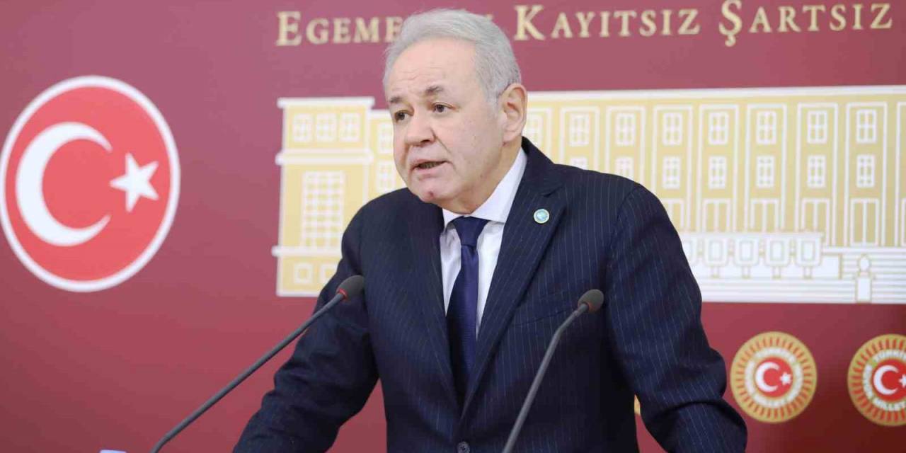 İyi Parti Eski Aydın Milletvekili Aydın Adnan Sezgin İstifa Etti