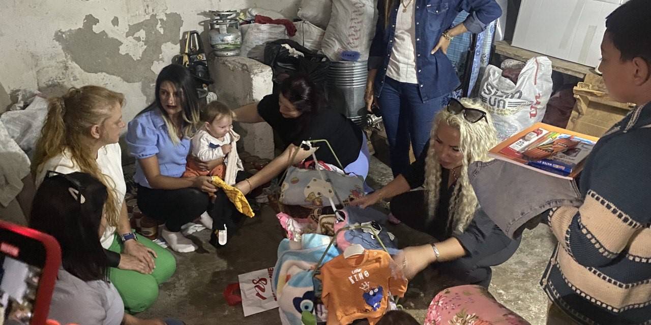 Gönüllü Kadınlar, İhtiyaç Sahibi Ailelerin Yardımına Koşuyor