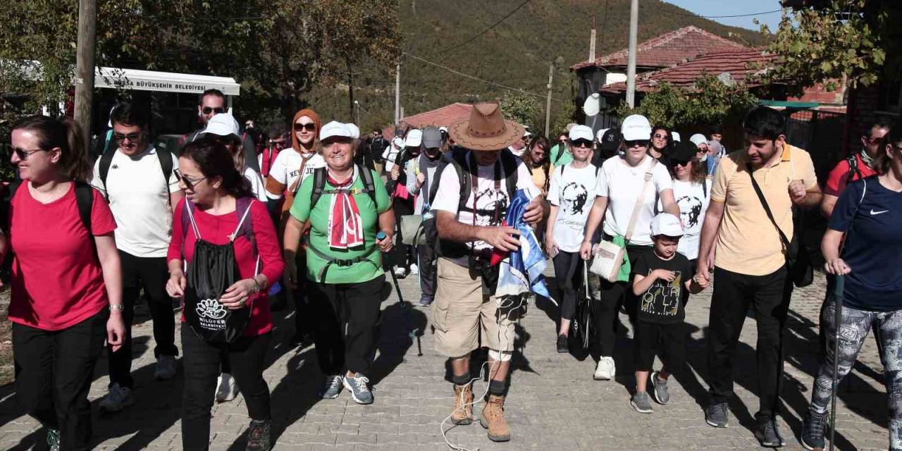 Kalp Sağlığı İçin 7 Kilometre Yürüdüler