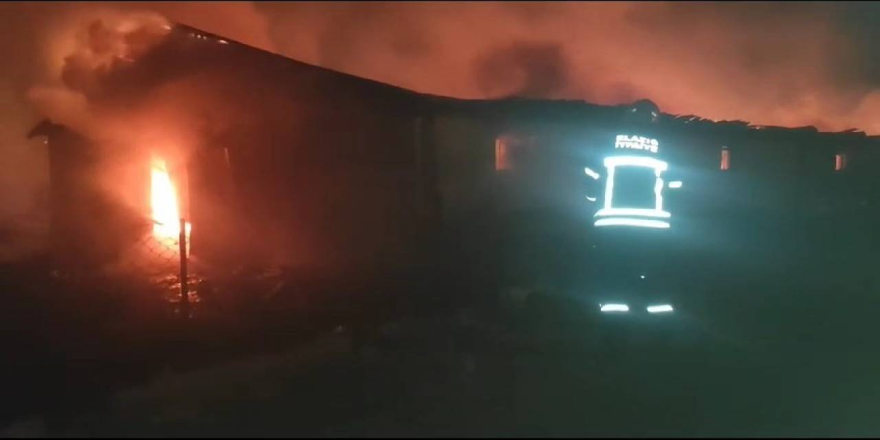 Elazığ’da Ahır Yangını