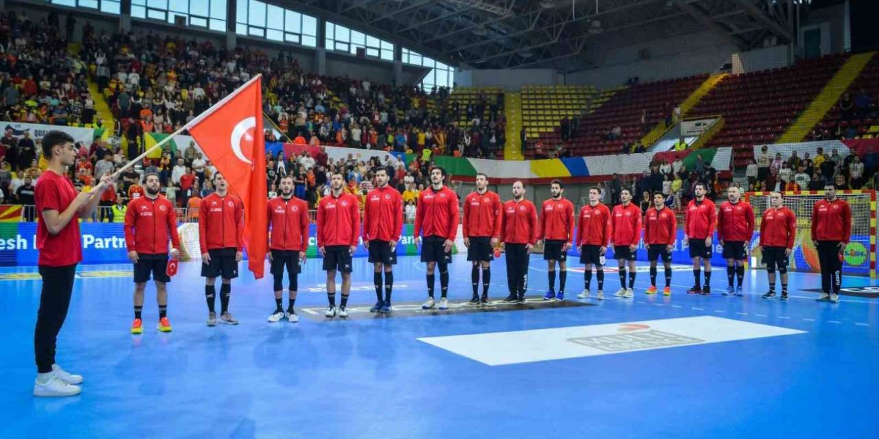 A Milli Erkek Hentbol Takımı’nın, İtalya Maçları Hazırlık Kadrosu Açıklandı