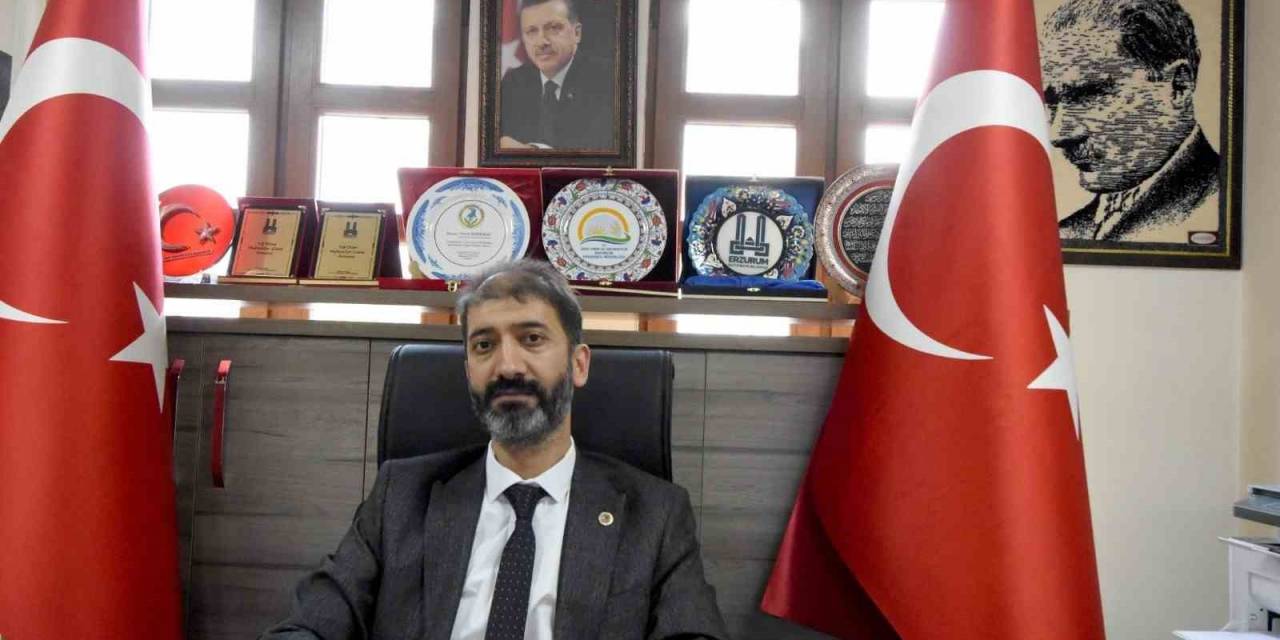 Korkmaz ; “Muhtarlar Köprü Görevi Görüyor”