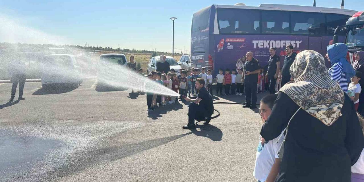 Pursaklar’da Çocuklar İtfaiye İstasyonuna Gezi Düzenledi