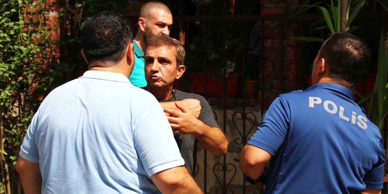 Antalya’da Turistik İşletmede ‘Papağan’ Gerginliği